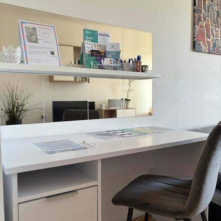 Zum Breyer Bnb City Apartment Baden bei Wien Esterno foto